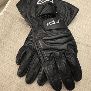 2 pair Alpine Stars woman’s riding gloves